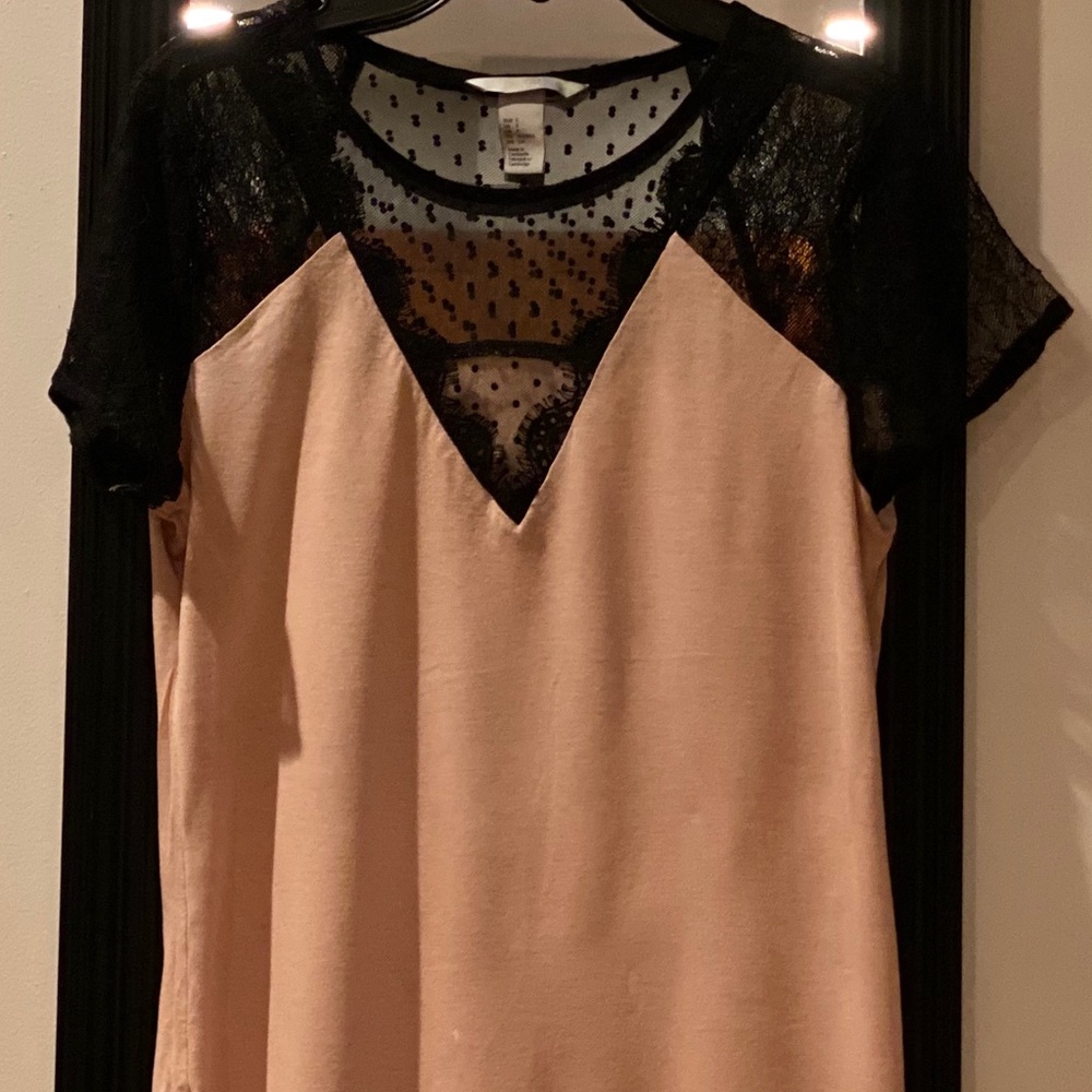 Woman’s casual H&M blouse